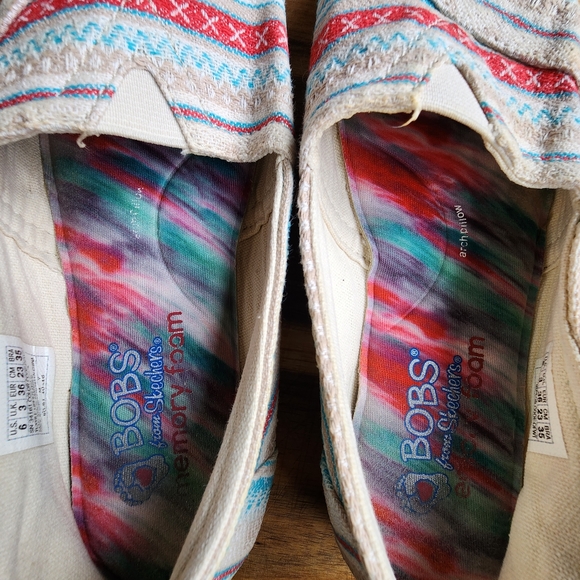 Bobs Skechers Plush Lil Fox Aztec Canvas Slip On Shoe, Size 6 - Picture 10 of 11